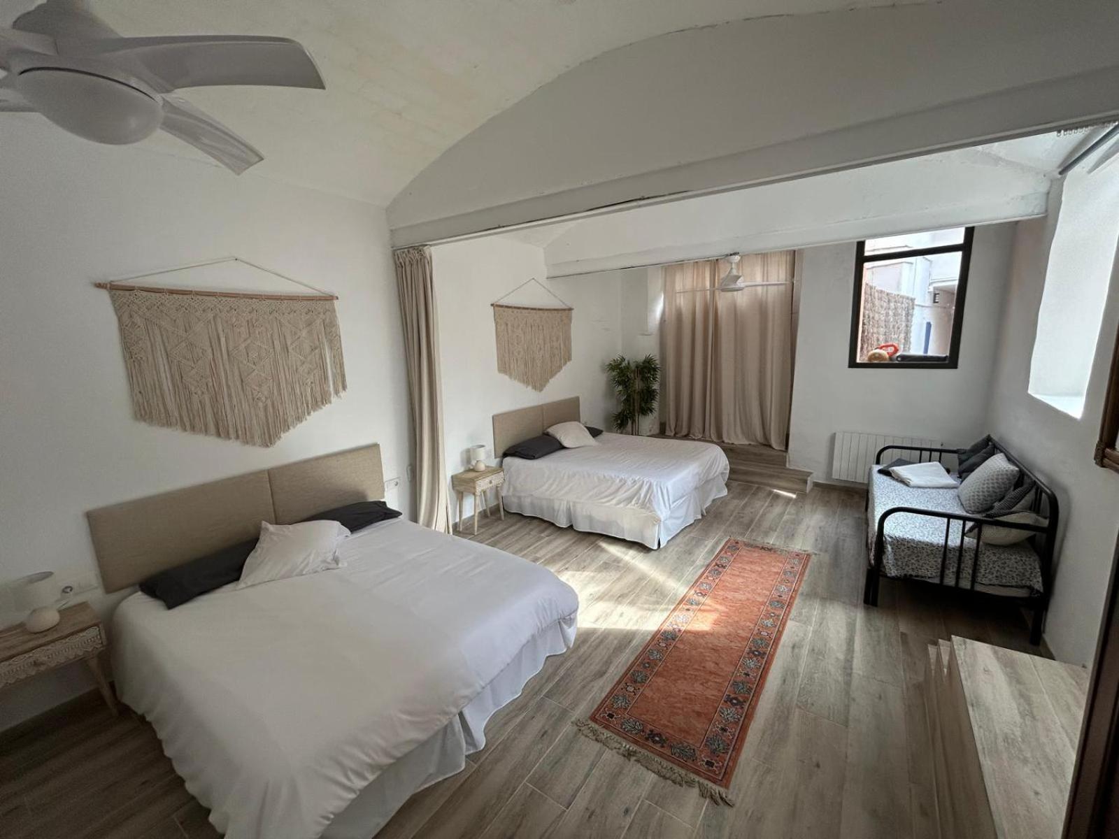Costa Maresme, Barcelona ,Valentinos House & Pool Villa Vilassar De Dalt Luaran gambar